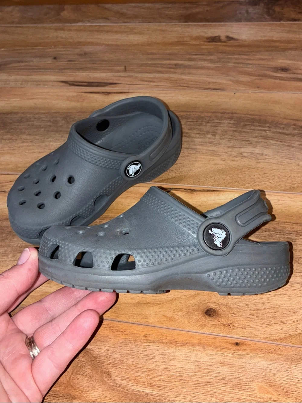 Kids Crocs, gray - size 8c